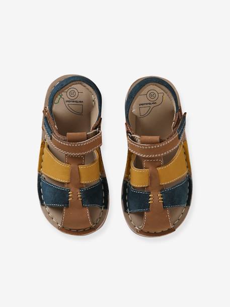 Sandálias com barra autoaderente, para criança, coleção autonomia bege+lote azul 