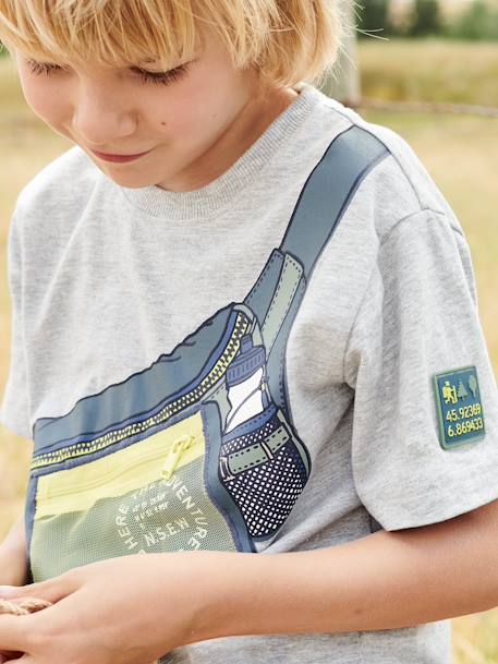 T-shirt estampada com bolsa de cintura a fingir e bolso com fecho, para menino cinza mesclado 