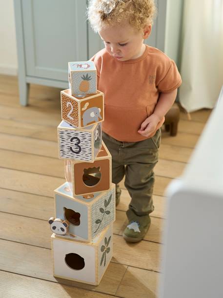 Torre de cubos com formas para encaixar, em madeira FSC® BEGE MEDIO LISO COM MOTIVO 