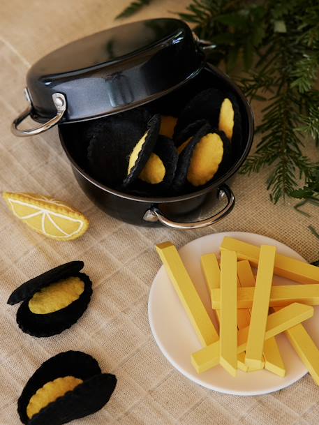 Mexilhões com batatas fritas, em madeira certificada preto 