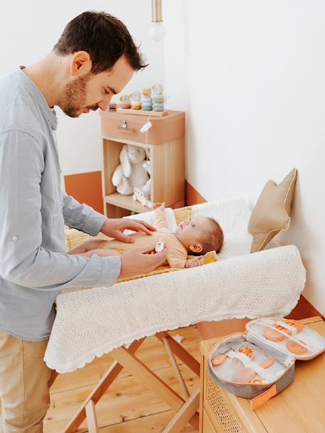 Estojo e acessórios de higiene do bebé da BABYMOOV AZUL CLARO LISO+LARANJA CLARO LISO 