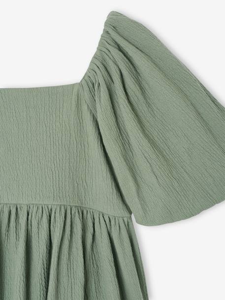 Vestido de cerimónia aos favos, em tecido com relevo, para menina baunilha+verde-salva 