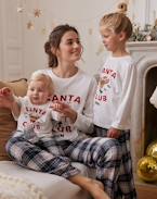 Pijama de Natal, para mulher, 'Santa Club' da Coleção Cápsula Família cru 